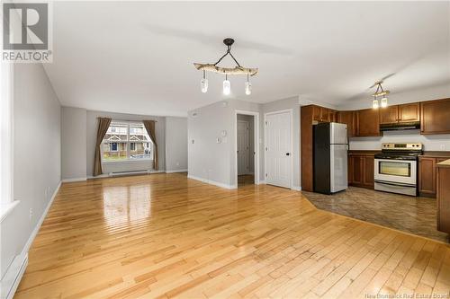 131 Fortune, Dieppe, NB - Indoor Photo Showing Kitchen