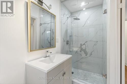 141 Mckee Avenue, Toronto, ON - Indoor Photo Showing Bathroom