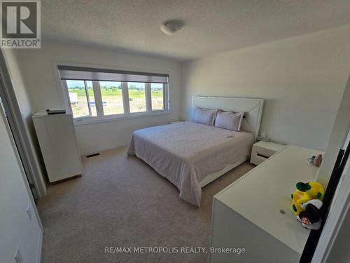 10 Ed Ewert Avenue, Clarington, ON - Indoor Photo Showing Bedroom