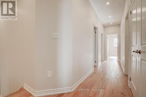 39 Boiton Street, Richmond Hill, ON - Indoor Photo Showing Other Room