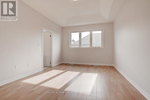 39 Boiton Street, Richmond Hill, ON - Indoor Photo Showing Other Room