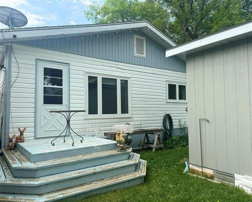 147 Aspen Street, Oak Lake, MB - Outdoor With Exterior