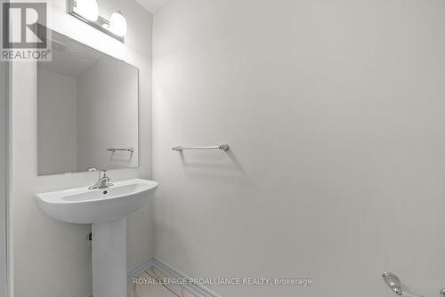 992 Trailsview Avenue, Cobourg, ON - Indoor Photo Showing Bathroom