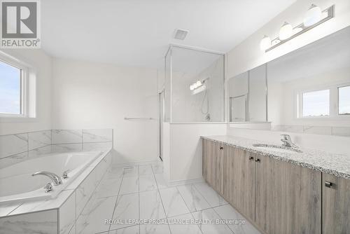 992 Trailsview Avenue, Cobourg, ON - Indoor Photo Showing Bathroom