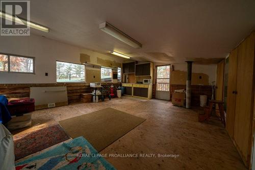 1067B Shawenegog Lake Lane, North Frontenac (Frontenac North), ON - Indoor Photo Showing Other Room