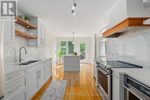 16 - 1502 Warbler Woods Walk, London, ON - Indoor Photo Showing Kitchen With Double Sink With Upgraded Kitchen