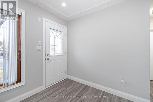 50 Beacon Avenue, Hamilton, ON - Indoor Photo Showing Other Room