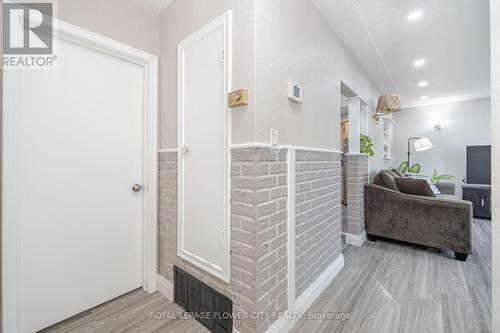 50 Beacon Avenue, Hamilton, ON - Indoor Photo Showing Other Room