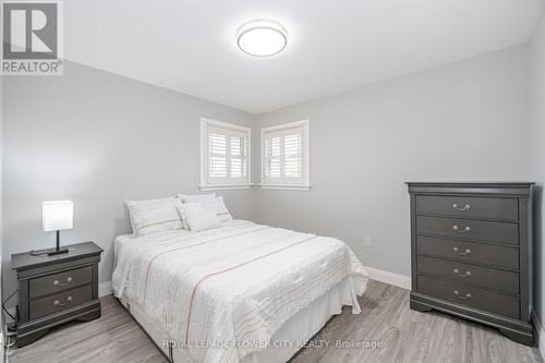 50 Beacon Avenue, Hamilton, ON - Indoor Photo Showing Bedroom