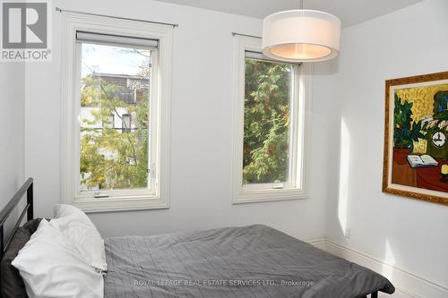 64 Robert Street, Toronto, ON - Indoor Photo Showing Bedroom