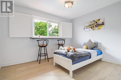 6052 St. Ives Way, Mississauga, ON - Indoor Photo Showing Bedroom