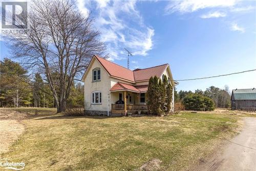 1061 Taverner Road, Gravenhurst, ON - Outdoor