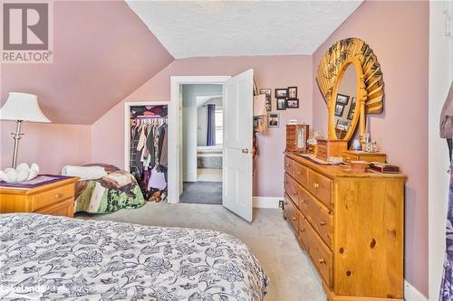 1061 Taverner Road, Gravenhurst, ON - Indoor Photo Showing Bedroom