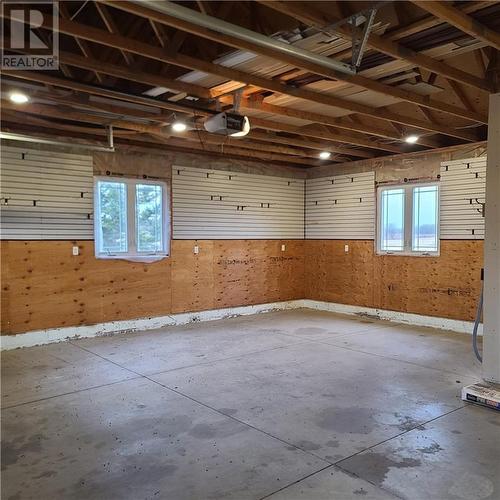 2002 County Road 2 Road, Johnstown, ON - Indoor Photo Showing Garage