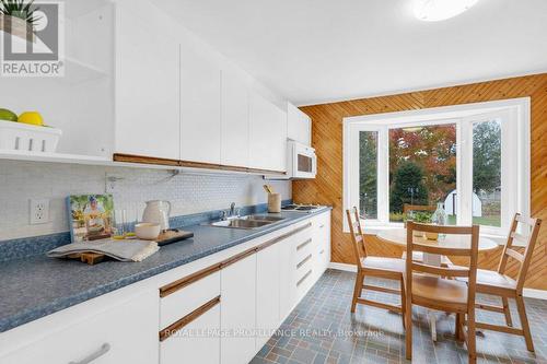 13 Dufferin Street, Brighton, ON - Indoor Photo Showing Kitchen