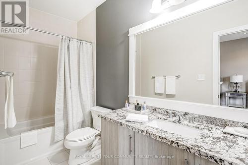 105 Burns Boulevard, King, ON - Indoor Photo Showing Bathroom