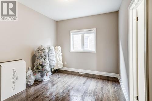 105 Burns Boulevard, King, ON - Indoor Photo Showing Other Room