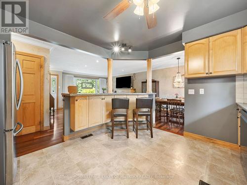 1859 Warminster Side Road, Oro-Medonte, ON - Indoor Photo Showing Kitchen