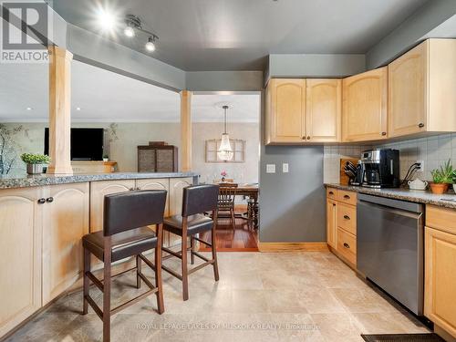 1859 Warminster Side Road, Oro-Medonte, ON - Indoor Photo Showing Kitchen