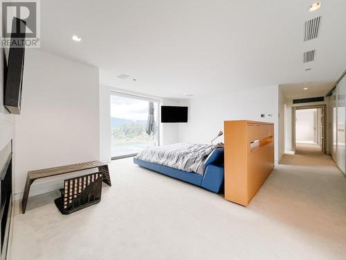 5535 Parthenon Place, West Vancouver, BC - Indoor Photo Showing Bedroom