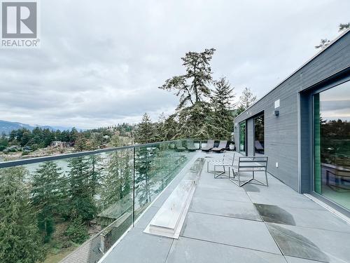 5535 Parthenon Place, West Vancouver, BC - Outdoor