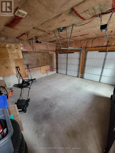 Lower - 68 Bird Street, Barrie, ON - Indoor Photo Showing Garage