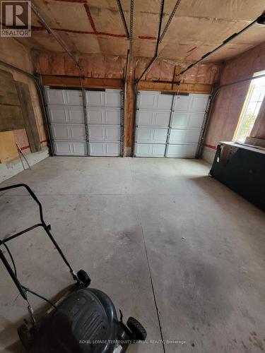 Lower - 68 Bird Street, Barrie, ON - Indoor Photo Showing Garage