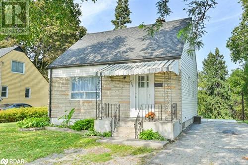 220 Pine Street, Belleville, ON - Outdoor