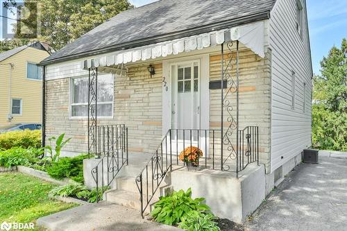 220 Pine Street, Belleville, ON - Outdoor