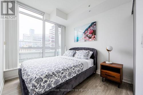 1707 - 199 Richmond Street W, Toronto, ON - Indoor Photo Showing Bedroom