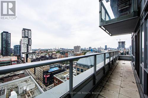 1707 - 199 Richmond Street W, Toronto, ON - Outdoor With View With Exterior