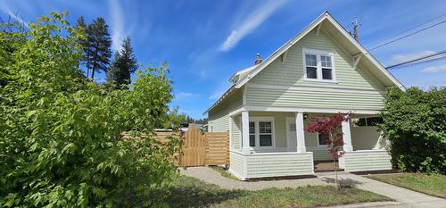 189 1St Street, Princeton, BC - Outdoor With Facade