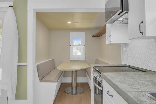 189 1St Street, Princeton, BC - Indoor Photo Showing Kitchen