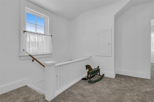 189 1St Street, Princeton, BC - Indoor Photo Showing Other Room