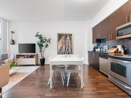 Ph116-17 Anndale Drive, Toronto, ON - Indoor Photo Showing Kitchen