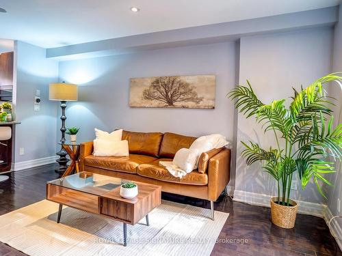 24 Coventry St, Toronto, ON - Indoor Photo Showing Living Room