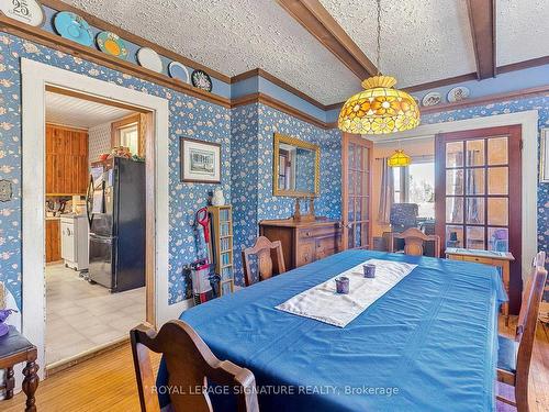 1061 Taverner Rd, Gravenhurst, ON - Indoor Photo Showing Dining Room