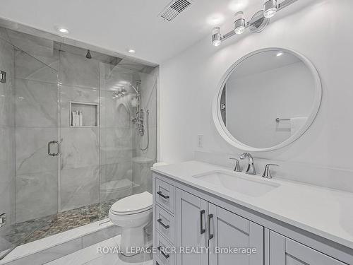 713094 1St Line, Mono, ON - Indoor Photo Showing Bathroom