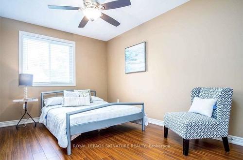 48 South St, Thorold, ON - Indoor Photo Showing Bedroom