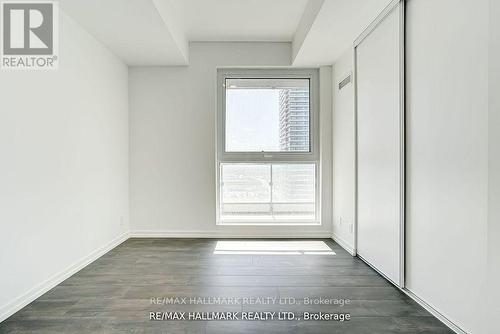 2606 - 7890 Jane Street, Vaughan, ON - Indoor Photo Showing Other Room