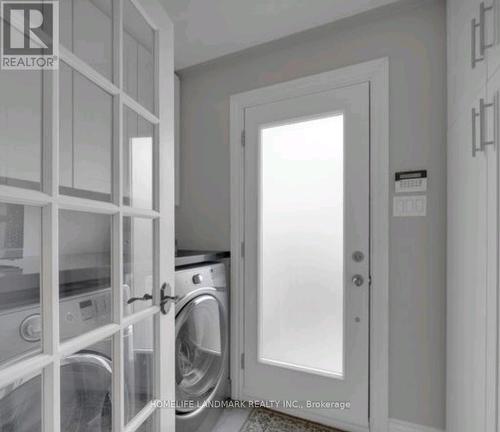 155 St Francis Avenue, Vaughan, ON - Indoor Photo Showing Laundry Room