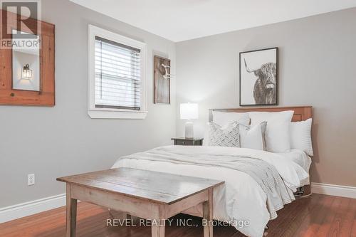 19 Aldred Drive, Scugog (Port Perry), ON - Indoor Photo Showing Bedroom