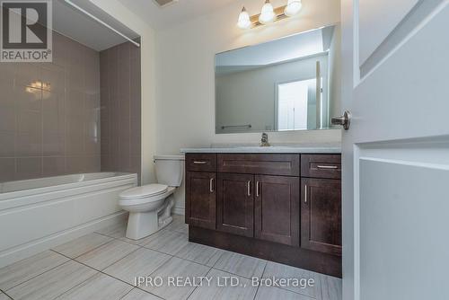 278 Lagerfeld Drive, Brampton, ON - Indoor Photo Showing Bathroom