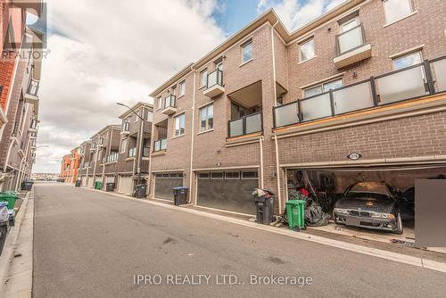 278 Lagerfeld Drive, Brampton, ON - Outdoor