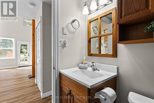 1150 Whites Road, Muskoka Lakes, ON - Indoor Photo Showing Bathroom