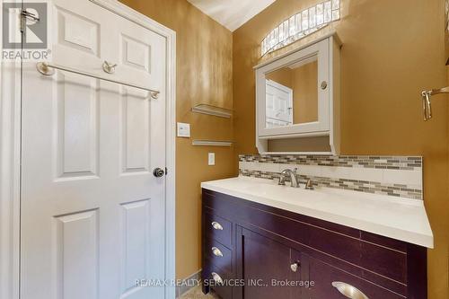 19 Trafalgar Road, Erin, ON - Indoor Photo Showing Bathroom