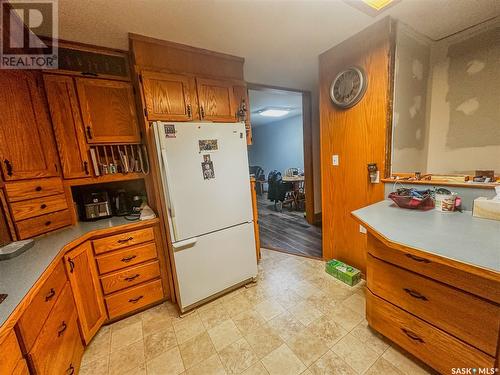 1115 Asquith Drive, Esterhazy, SK - Indoor Photo Showing Kitchen