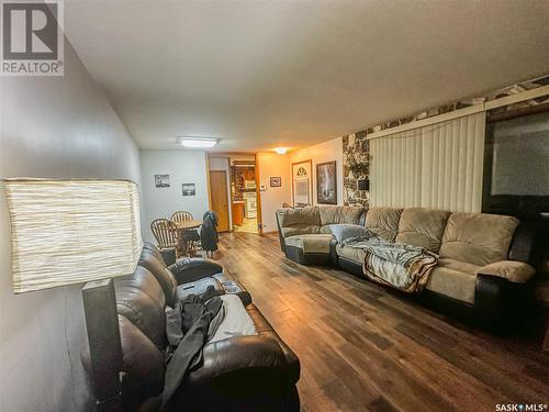 1115 Asquith Drive, Esterhazy, SK - Indoor Photo Showing Living Room