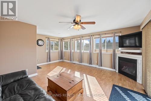 4323 E.R Orser Drive, South Frontenac (Frontenac South), ON - Indoor Photo Showing Living Room With Fireplace