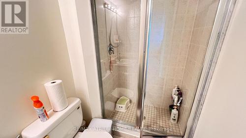 3310 - 18 Spring Garden Avenue, Toronto, ON - Indoor Photo Showing Bathroom